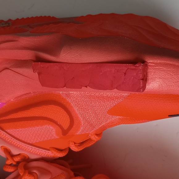 Nike - Picture 9 of 10